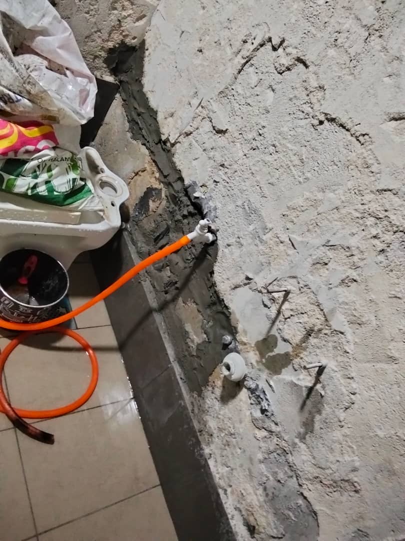 Kerja civil oleh Plumber Melayu