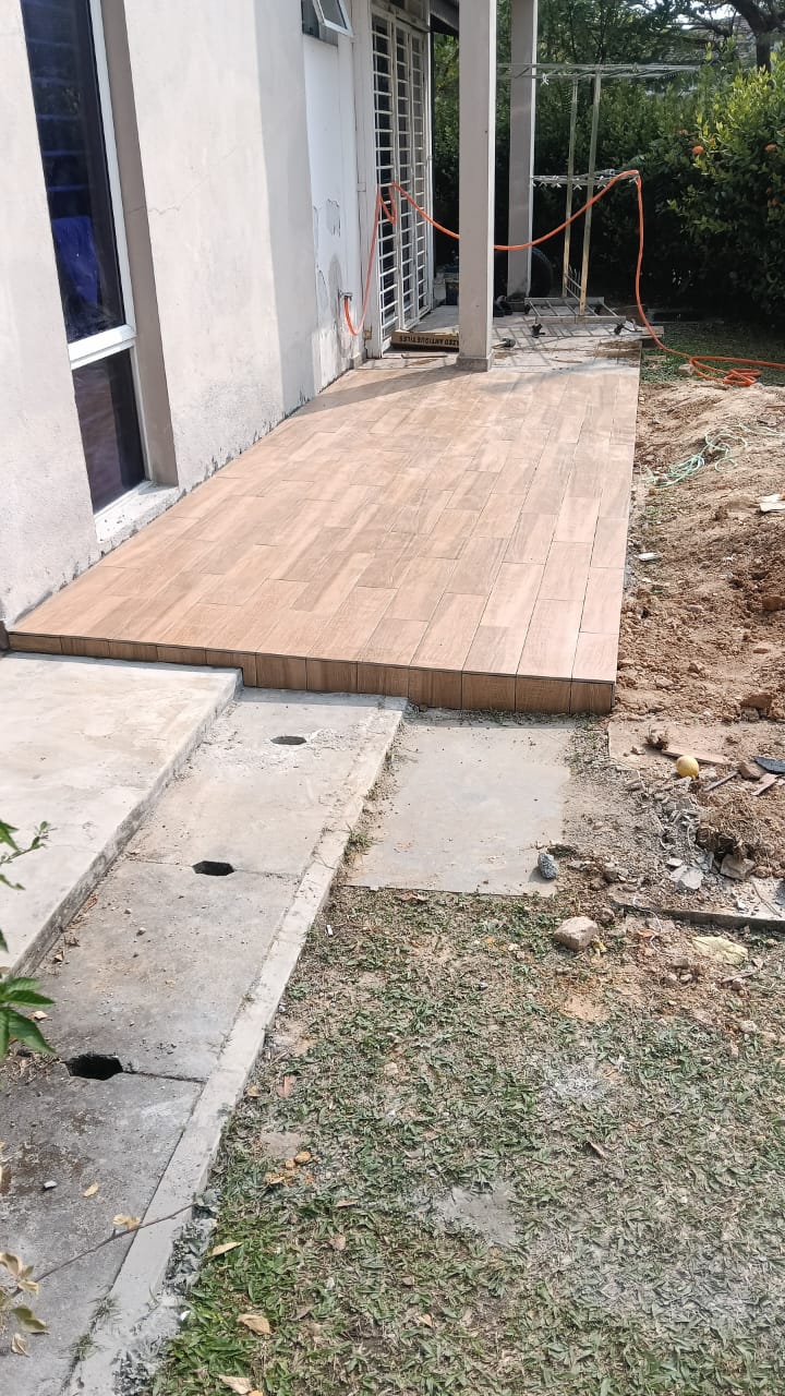 Kerja tiling oleh Plumber Melayu